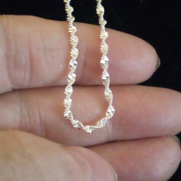 NWOT - Sterling Silver Necklace High Quality Twisted Chain - 20" - Picture 6 of 6